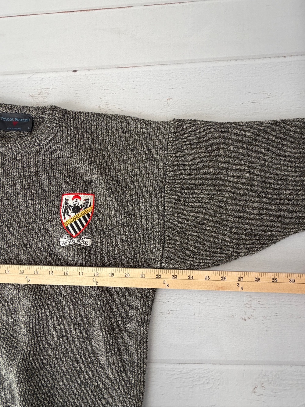 Vintage Tricot Marine Ireland Pure New Wool Knit Sweater Crest Patch Size L 42 - Picture 11 of 12